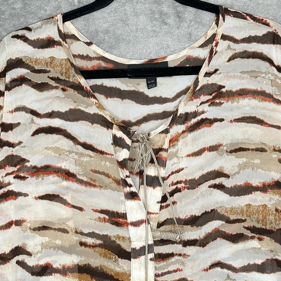 Lane Bryant 18 20 1X Shirt Top Brown Zebra Print Long Sleeve Keyhole V Neck - Picture 3 of 8